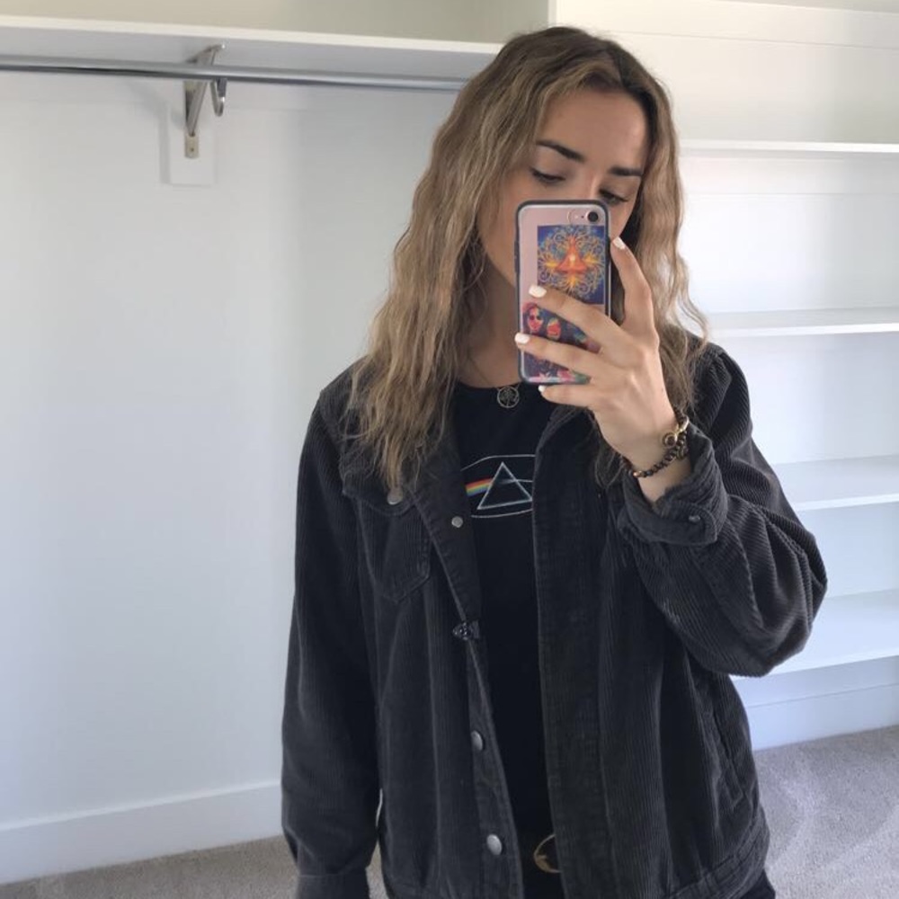 Meet your Posher, Haylee